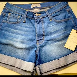 NEW: JUDY BLUE SHORTS SIZE SMALL